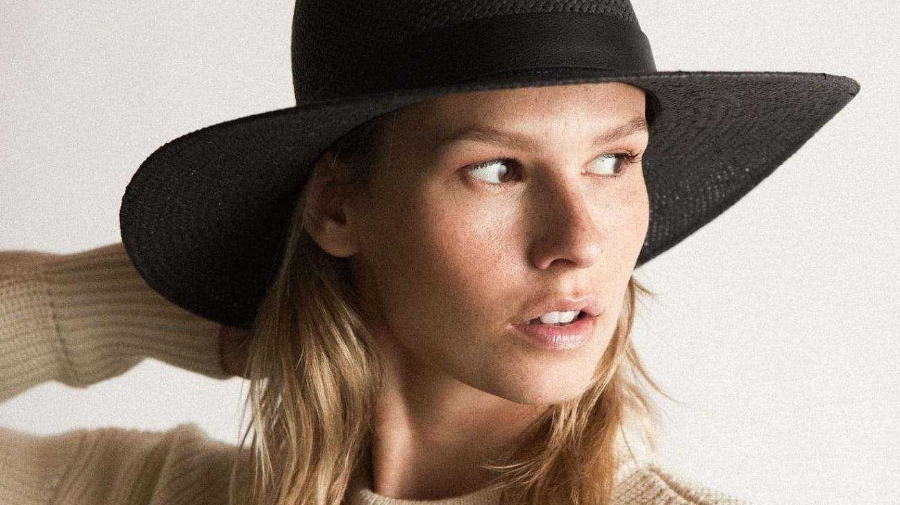 Brand Spotlight: Janessa Leoné